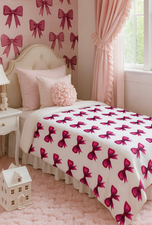 Cozy Bow-Patterned Velveteen Plush Blanket, Perfect for Kids, Gift for Birthdays, Blanket for Home Decor, Soft Throw for Snuggling, [...]